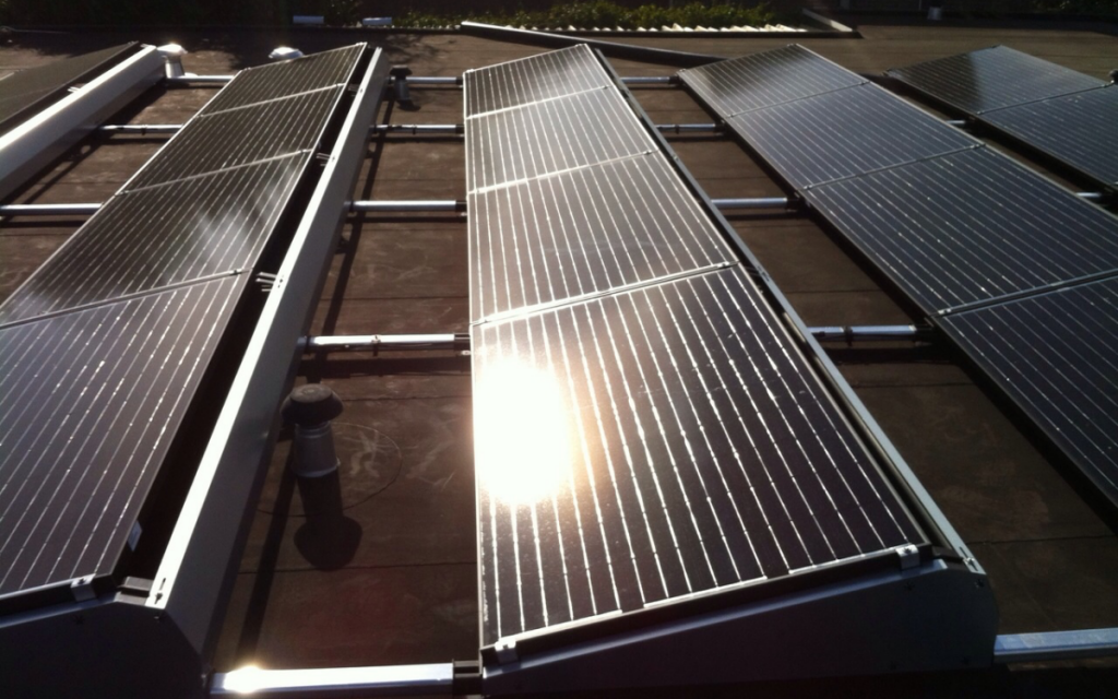 zonnepanelen op plat dak 2